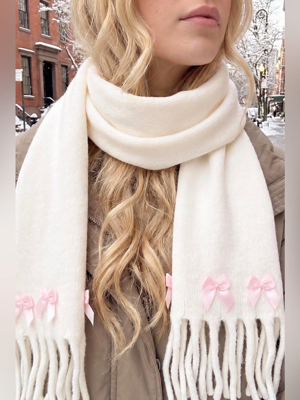 Soft Fuzzy Pink Bow White Scarf with fringe